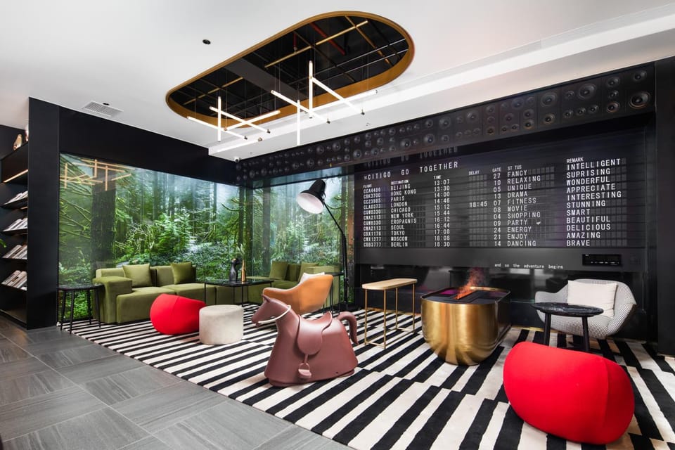 Communal lounge/ TV room, Lobby or reception
