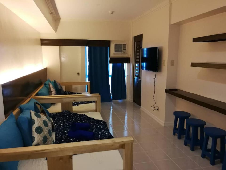 TAGAYTAY PRIME RESIDENCES CONDO UNITS Apartment hotel in Tagaytay