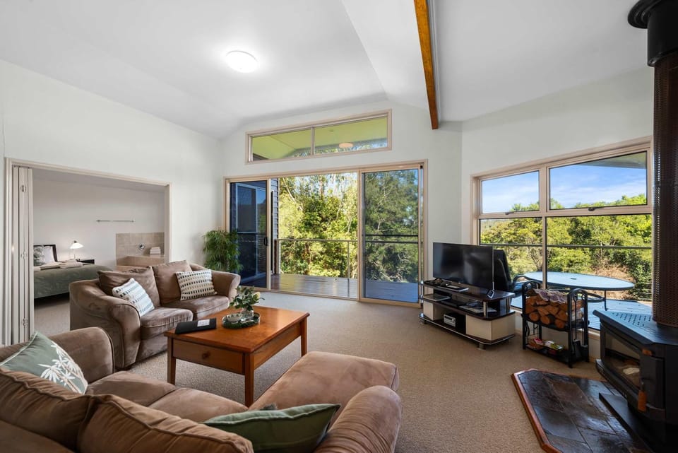 Kookaburra Kottage 1 Bedroom Chalet in Ravensbourne