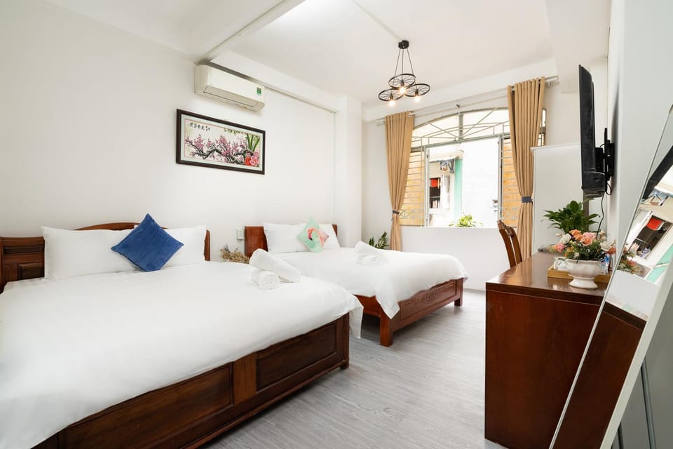 Bed, TV and multimedia, Photo of the whole room, Bedroom, air conditioner