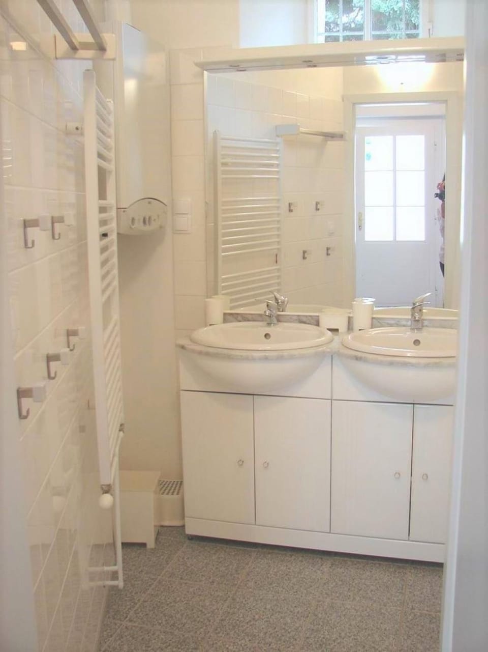 Bathroom, Living room