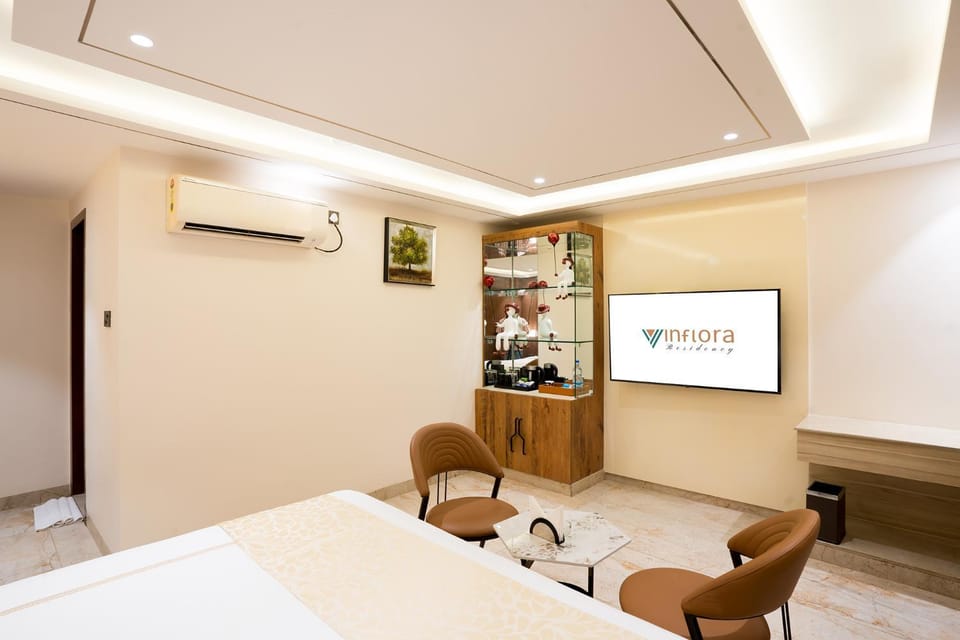 Bed, TV and multimedia, Bedroom, air conditioner