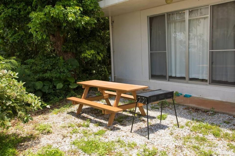 Day, Garden