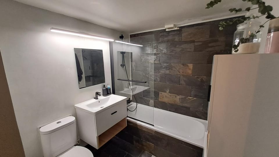 Shower, Bathroom, Bath