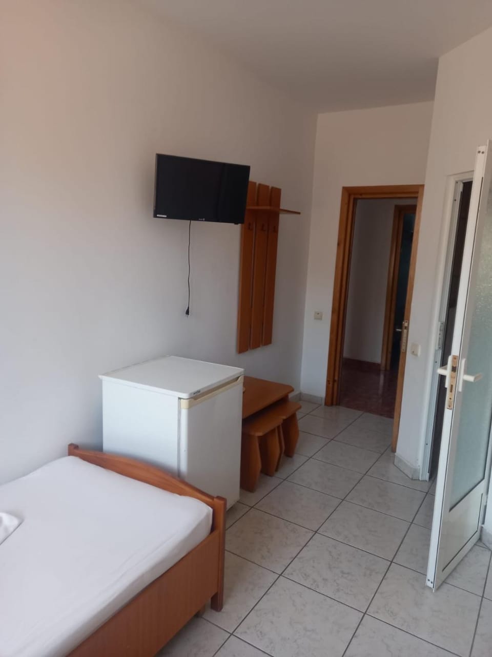 TV and multimedia, Photo of the whole room