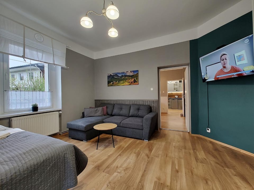 TV and multimedia, Seating area