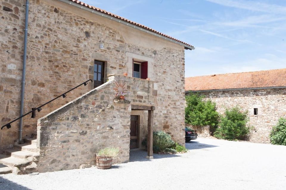 le sécadou chambres et table d'hôtes Bed and Breakfast in Occitanie