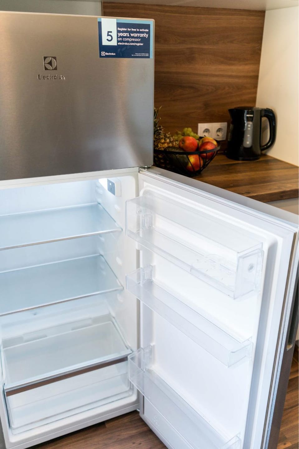 Coffee/tea facilities, Kitchen or kitchenette, Food, storage, toaster, kitchen