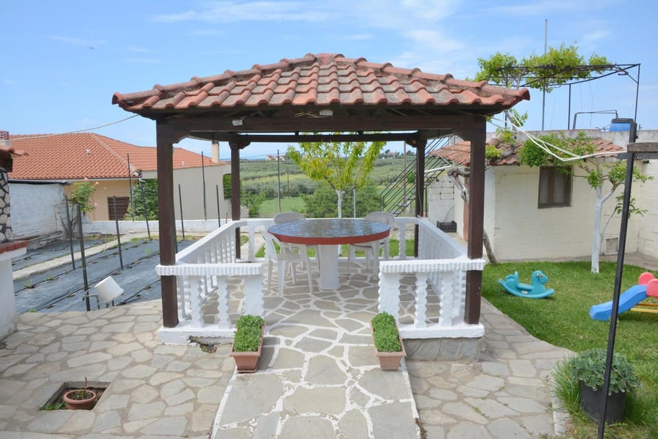 Inner courtyard view