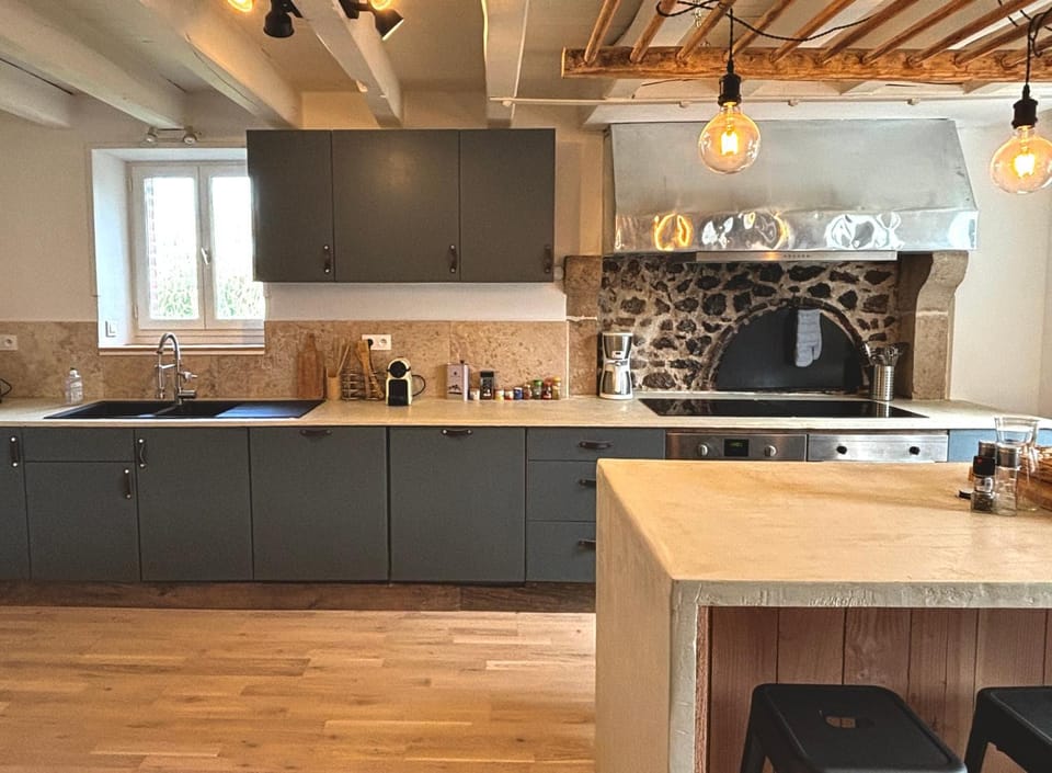 Domaine Les Petits Augeons House in Gien