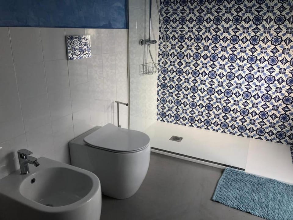 Bathroom, Living room