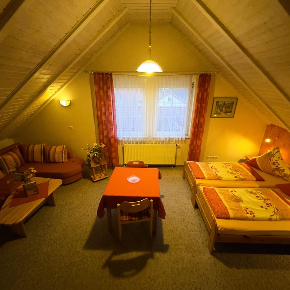 Pension Göppner Bed and Breakfast in Thuringia, Germany
