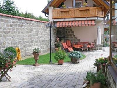 Garden, Internal: Not applicable to any particular room