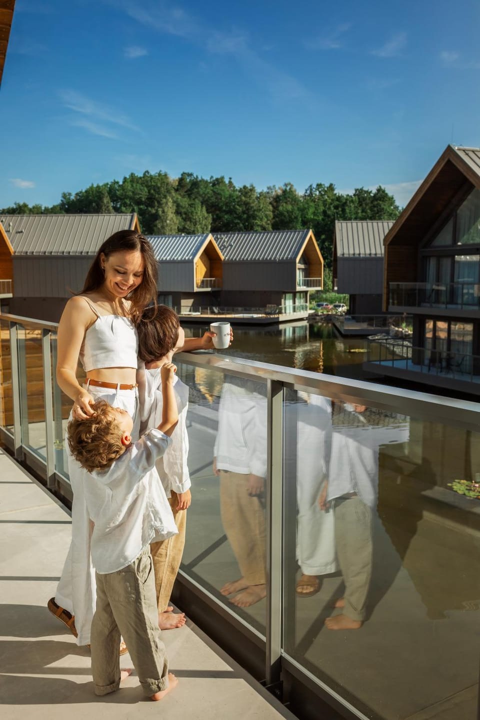 Property building, People, Natural landscape, View (from property/room), Balcony/Terrace, Lake view, children, Family