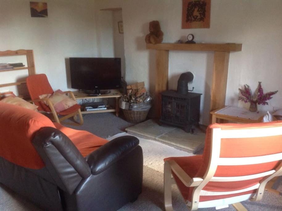 TV and multimedia, Living room, Seating area