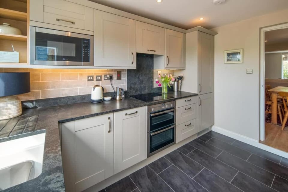 Lily Cottage House in New Forest District