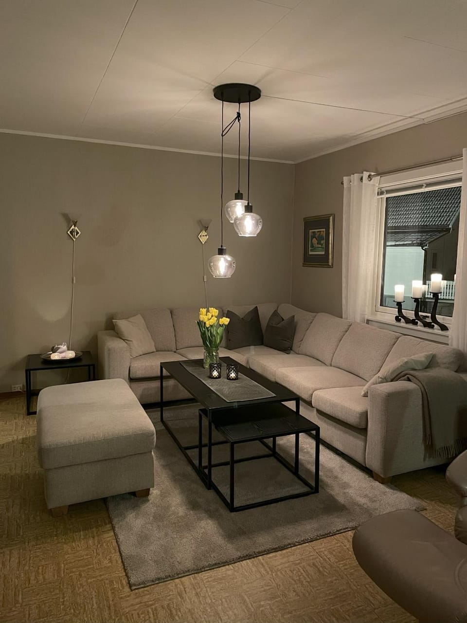 Living room, Seating area