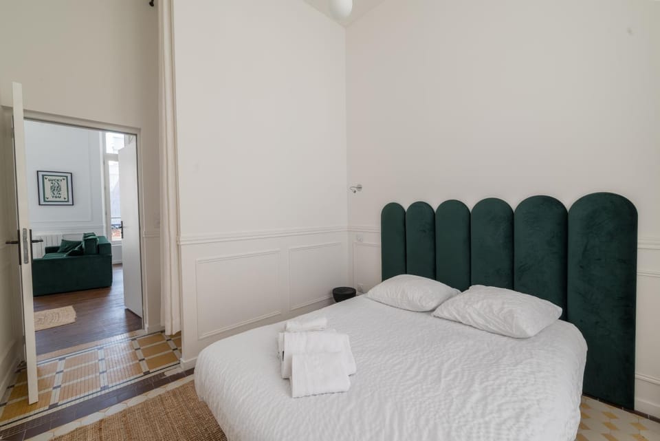 Cocon douillet et lumineux dans le coeur historique Apartment in Reims