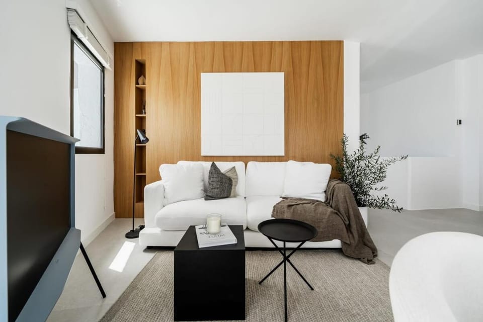 Casa Kalo Duplex Penthouse Rooftop Puente Romano Apartment in Marbella