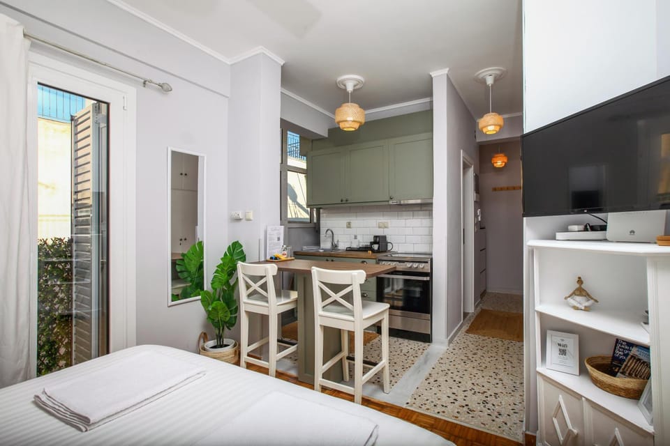 Artemonos Loft Acropolis View Apartment in Athens