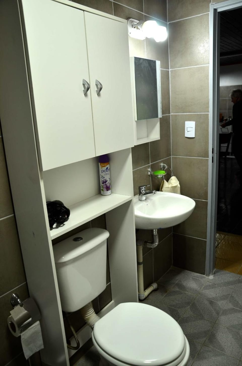 Bathroom, heating