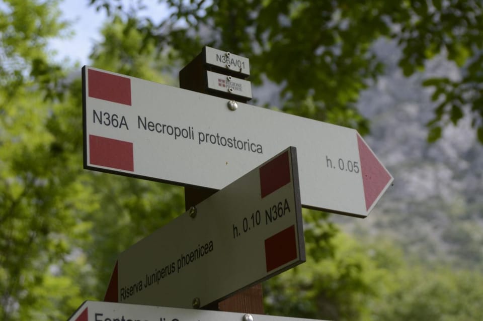 Property logo or sign, Street view