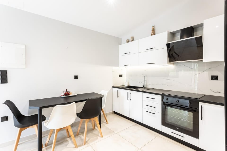 Phoenix, Garden View in Kalamata B2 Apartment in Messenia