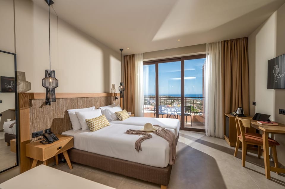 Balcony/Terrace, Photo of the whole room, Bedroom