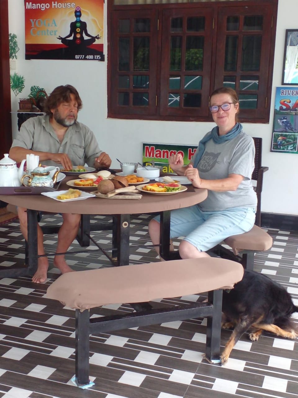 People, Food and drinks, Food, Pets, group of guests