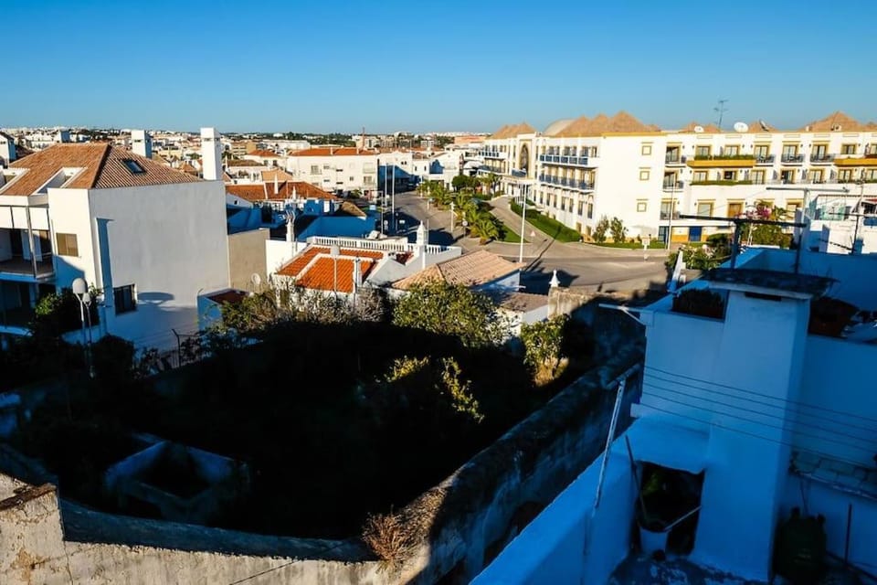 The Yellow House Villa in Tavira