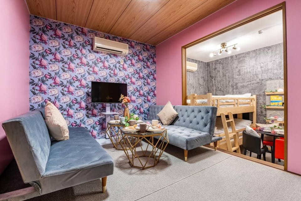 Bed, TV and multimedia, Bedroom, air conditioner