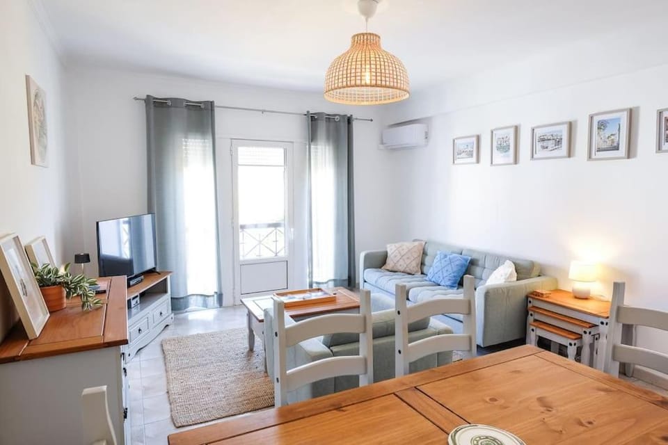 Casa Buganvilia Apartment in Tavira
