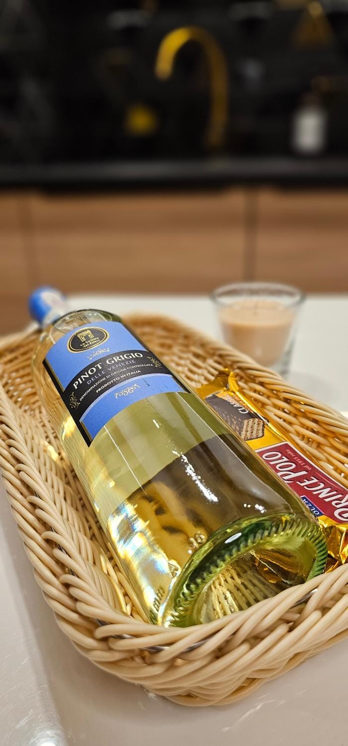 Food and drinks, Drinks, Alcoholic drinks