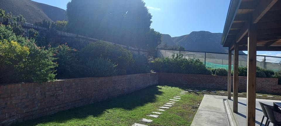 Inner courtyard view