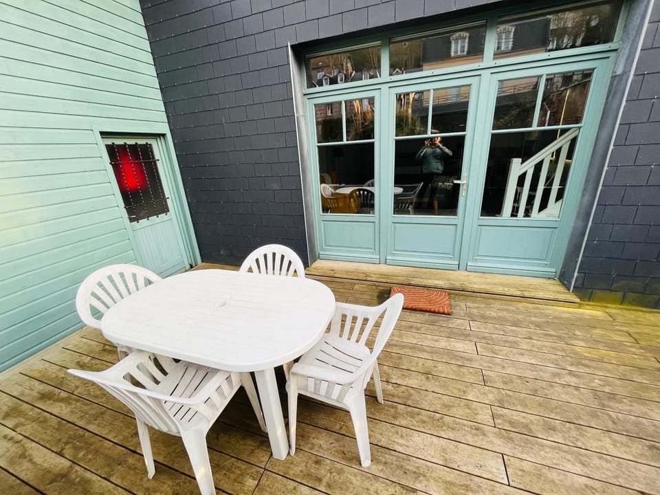 Jacqueline House in Étretat