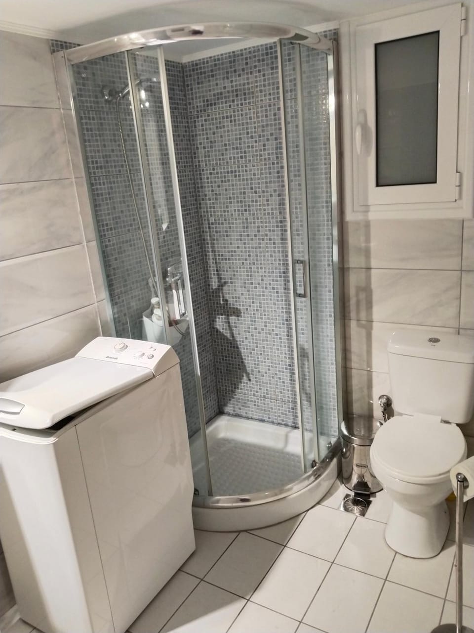 Svitlana home , metro Dafni Apartment in South Athens
