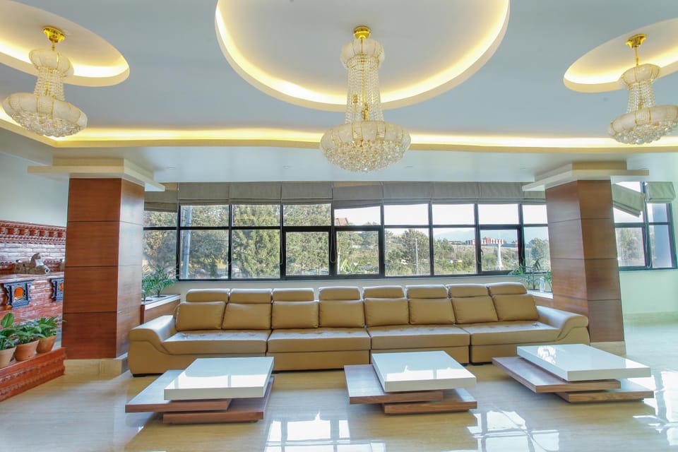 Toilet, Communal lounge/ TV room, Coffee/tea facilities, Living room, Lobby or reception