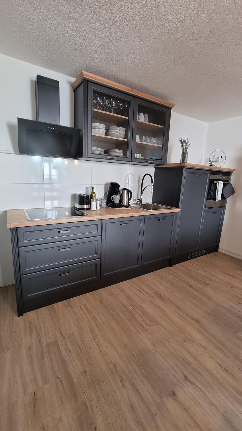 Kitchen or kitchenette, Living room