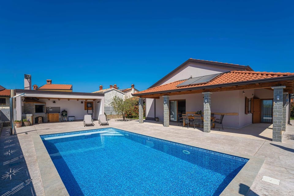 Villa Ingrid in Buzet - Haus für 6 Personen Villa in Istria County