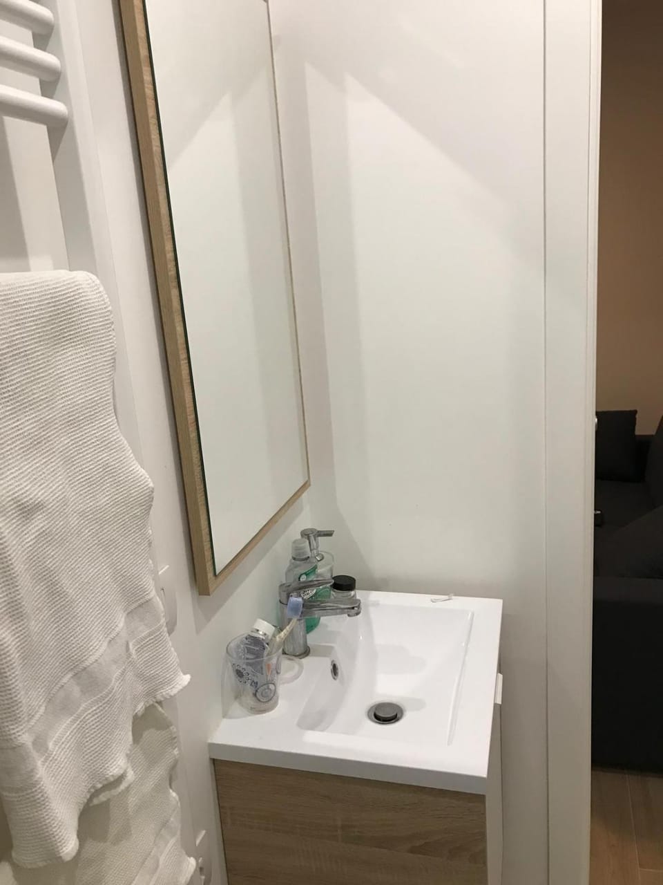 Bathroom, towels