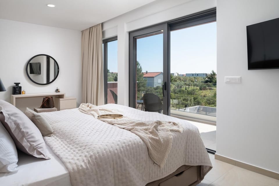 New Villa 55 - Vrsi heated pool jacuzzi sauna Villa in Zadar County