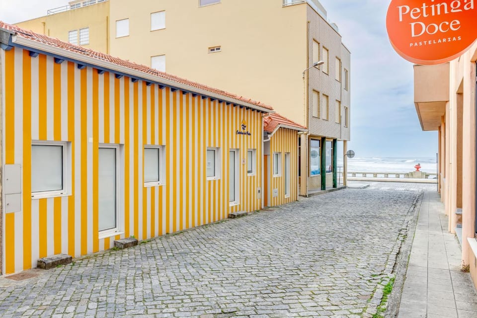 Property building, Street view