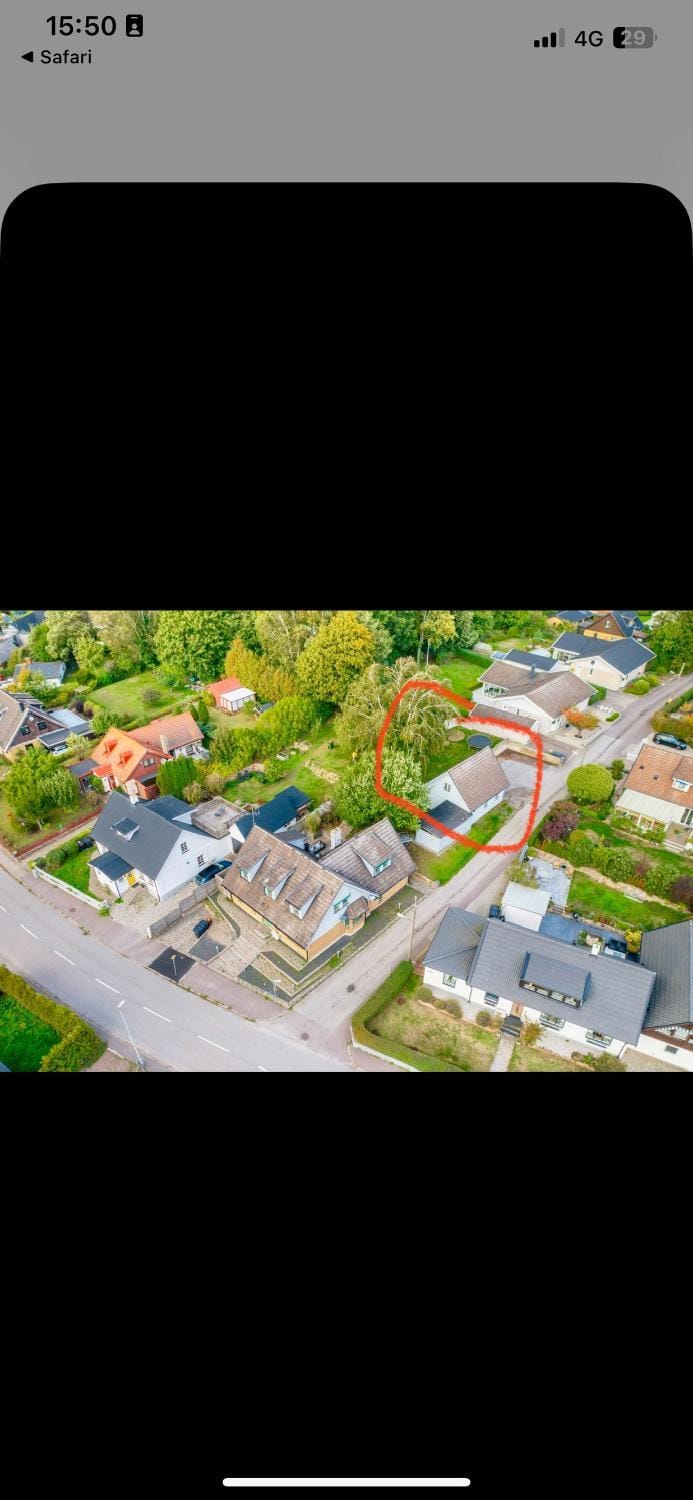 Day, Neighbourhood, Bird's eye view, Street view, Location