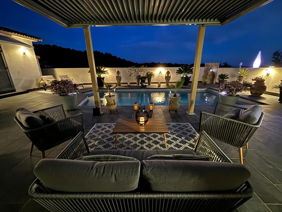 Patio, Pool view, Swimming pool