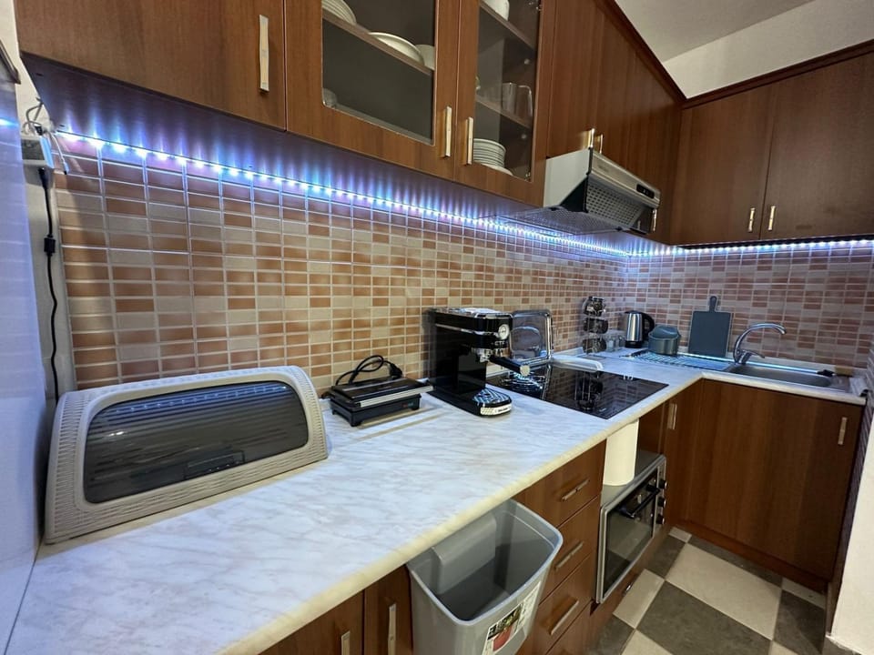 Coffee/tea facilities, Kitchen or kitchenette, minibar, pet friendly, stove, toaster