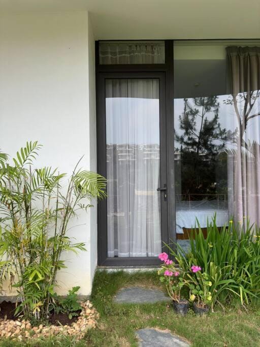 Ivory Mountain Villa Apartment in Laos