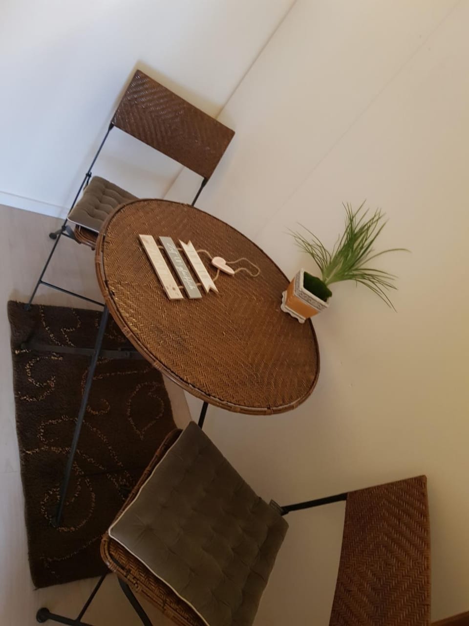 Seating area