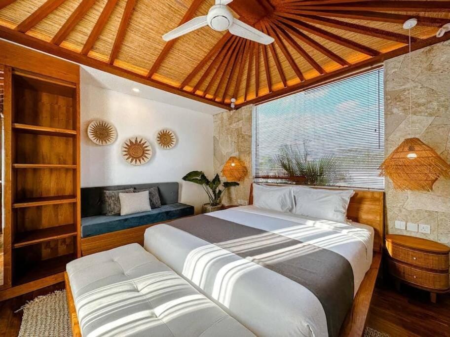 Villa Nakula - Luxury Canggu 3 Level Villa ONLY 5mins to Beach Villa in North Kuta