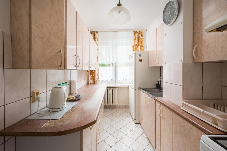Kitchen or kitchenette, Dining area, pet friendly, stove