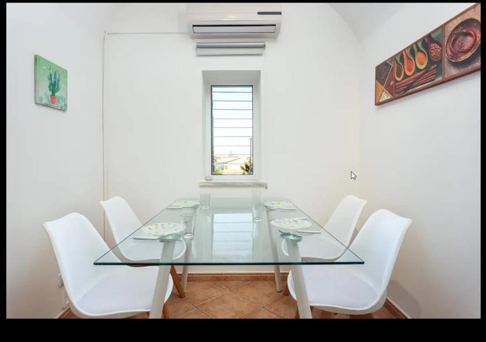 Blife Moustachya private rooms Vacation rental in Faro